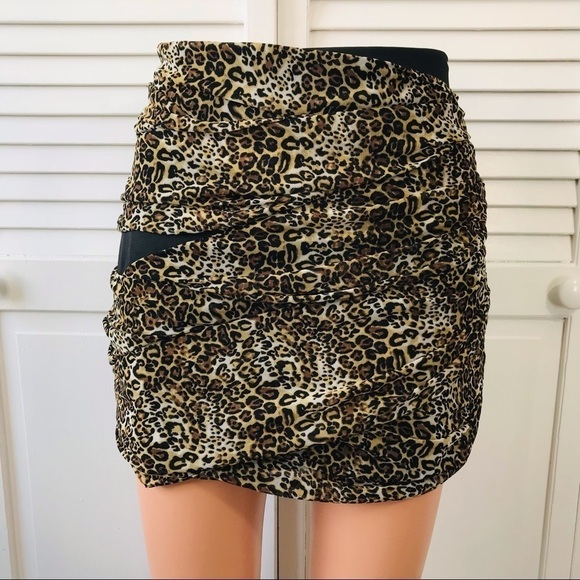 New BEBE Animal Print Mesh Mini Skirt Size Small - Picture 2 of 9